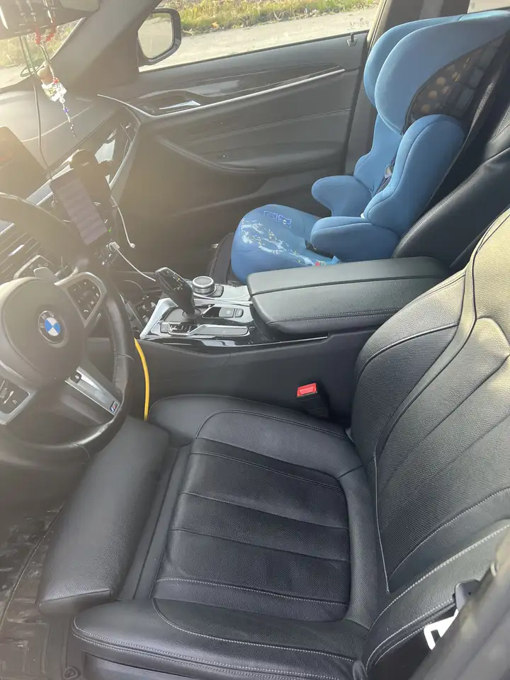 2020 BMW 520 520 d xDrive M Sport, photograph 5