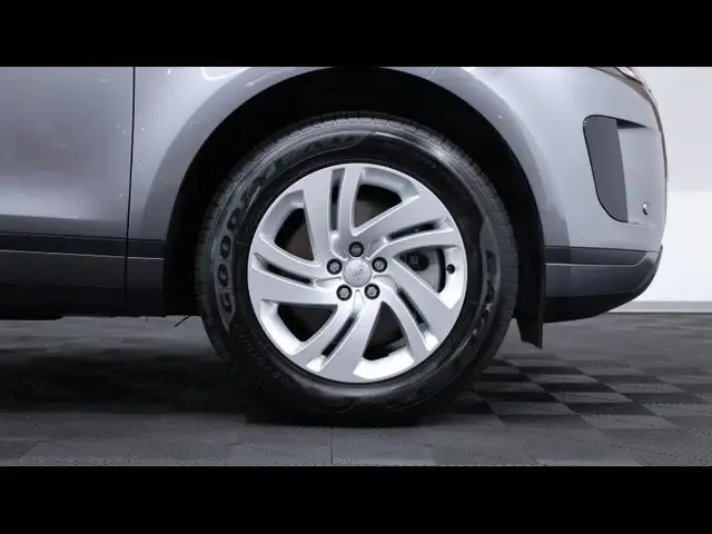 Land Rover Range Rover Evoque view 10