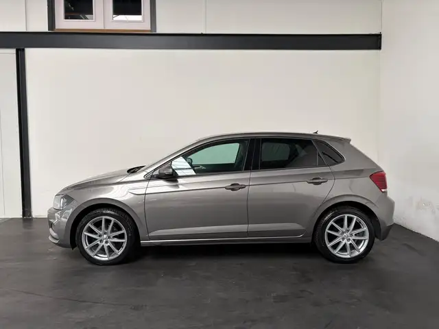 Volkswagen Polo view 19
