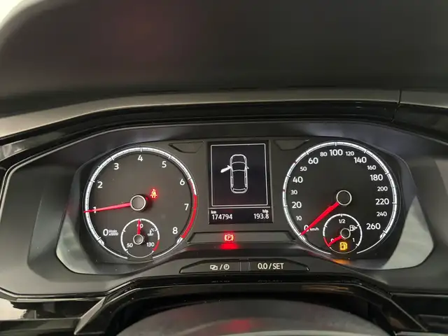 Volkswagen Polo view 7
