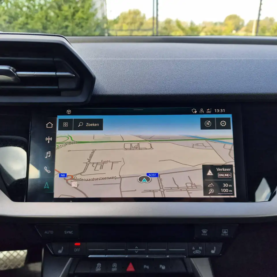 Audi A3 30 TFSI Sportback S tronic/Carplay/Sensoren, миниатюра 13