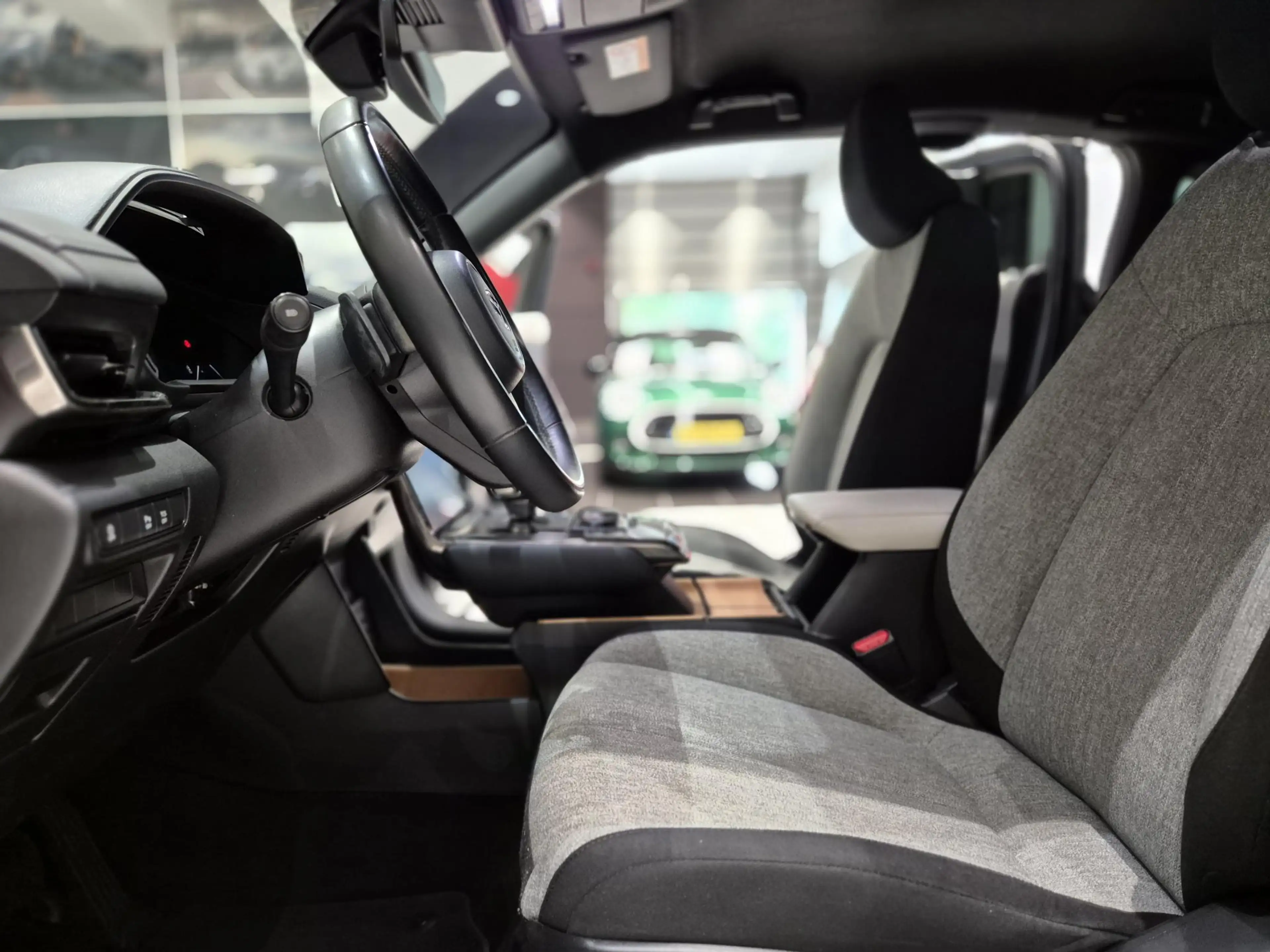 Mazda MX-30 e-SkyActiv 145 36 kWh Polymetal Grey | Navigatie | — photo 6