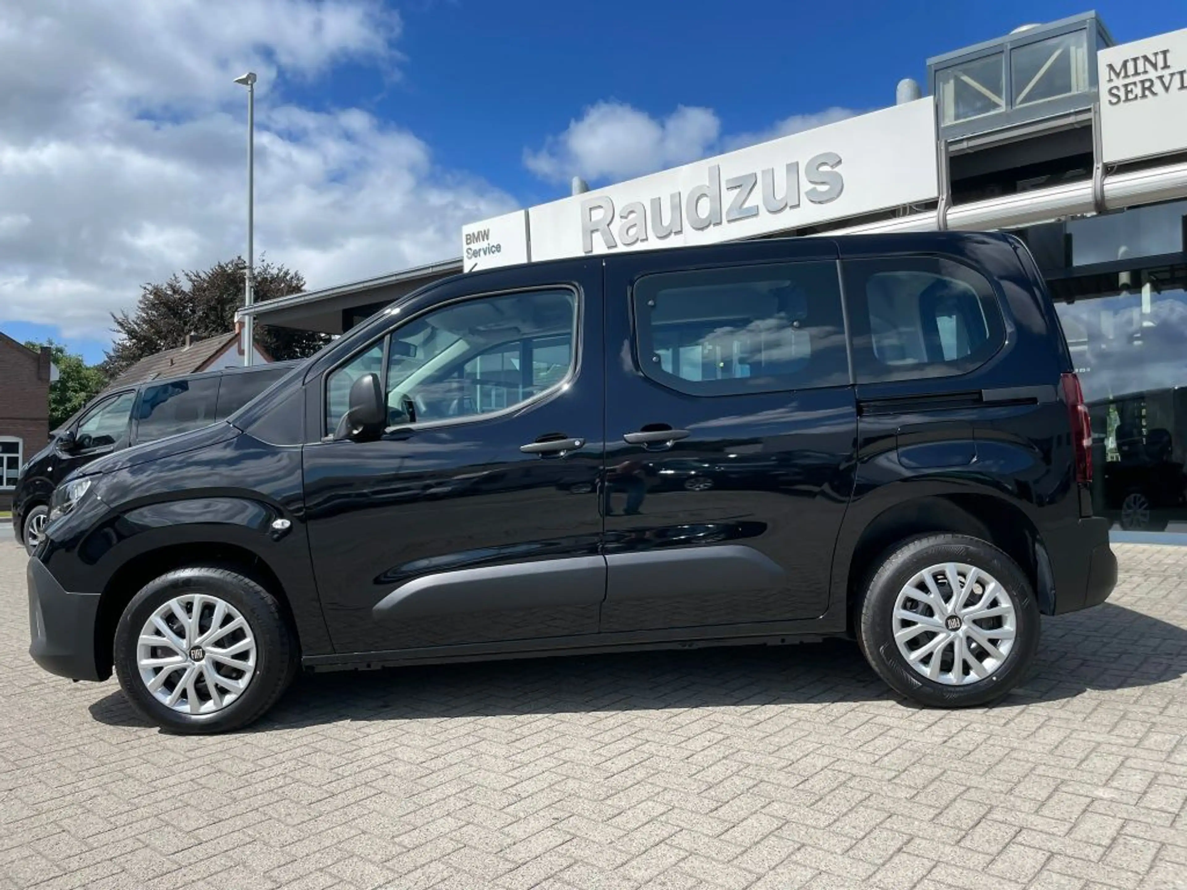 Fiat Doblo 1.5 Diesel L1 — photo 3