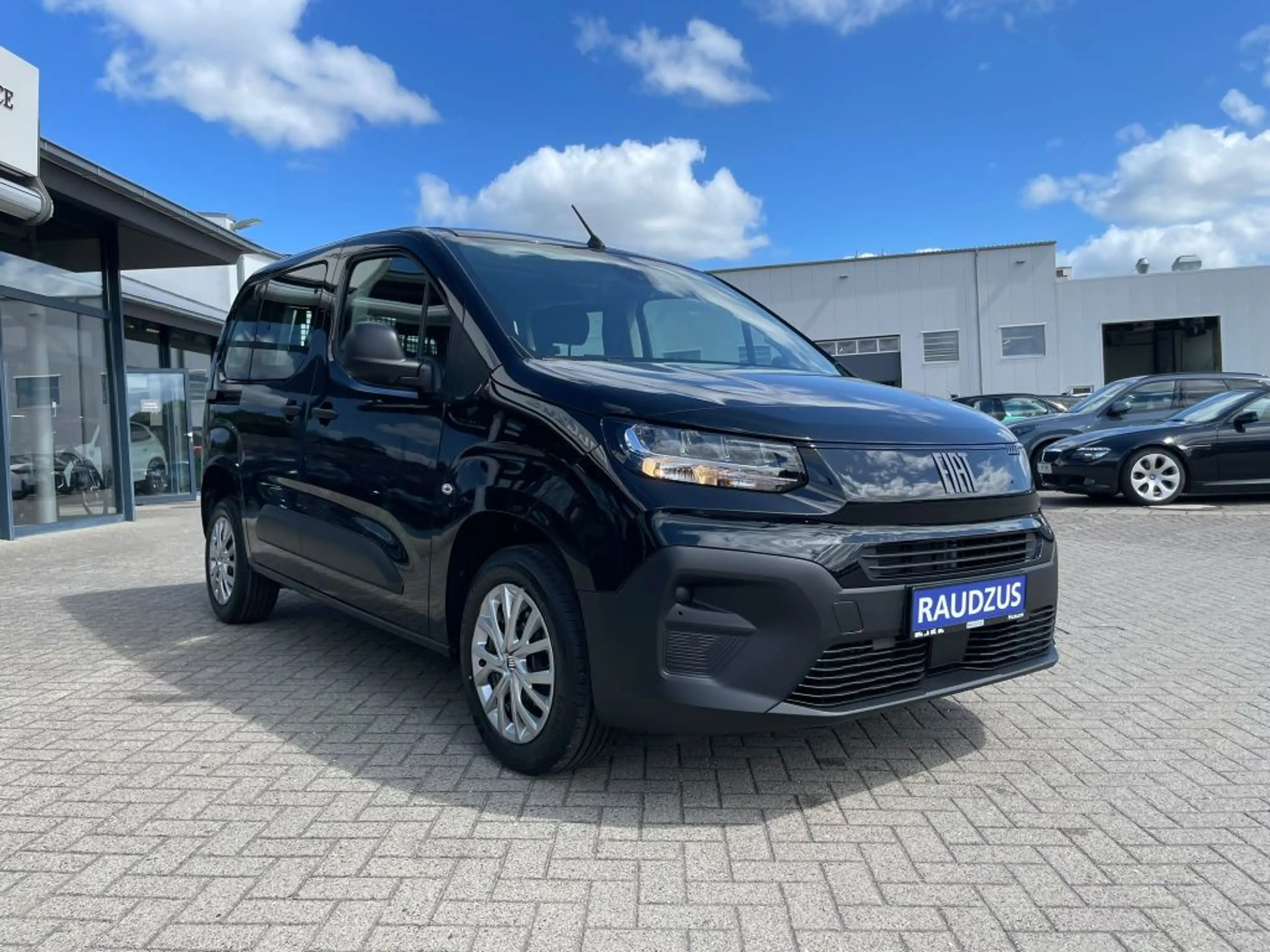 Fiat Doblo 1.5 Diesel L1 — photo 9