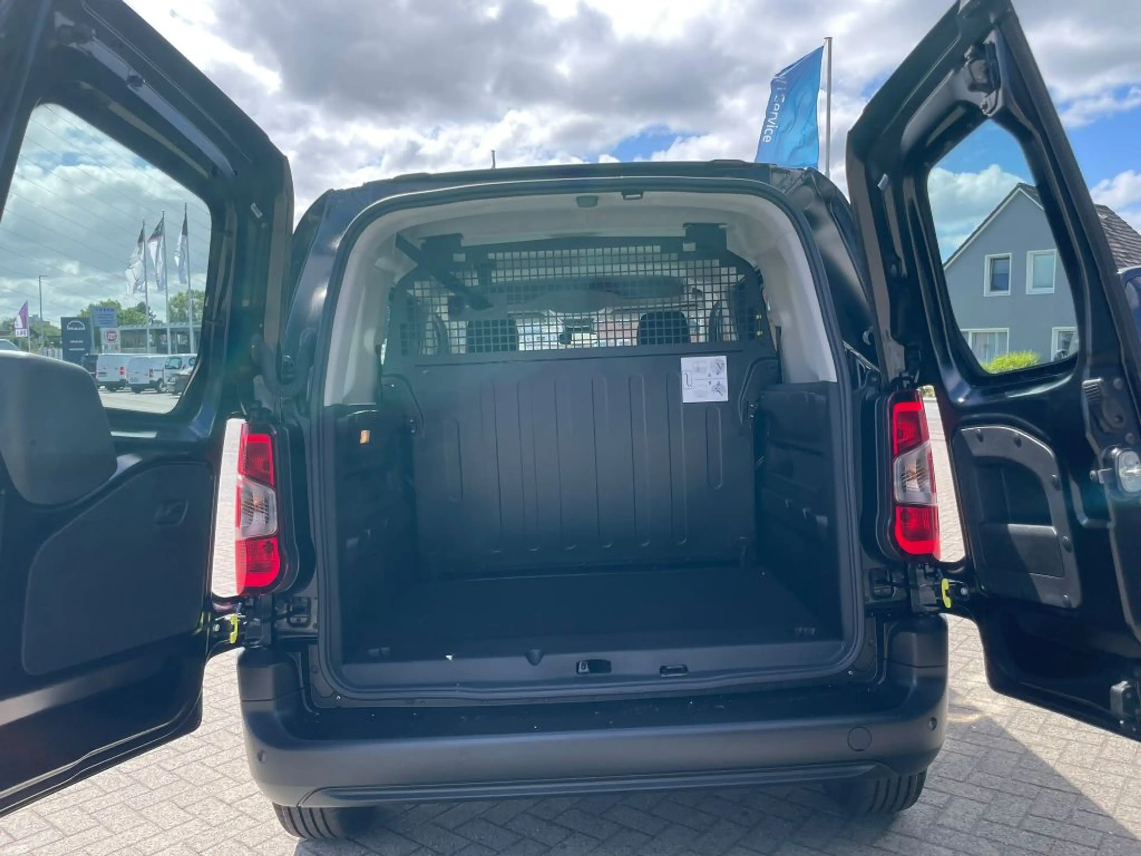 Fiat Doblo 1.5 Diesel L1 — photo 6