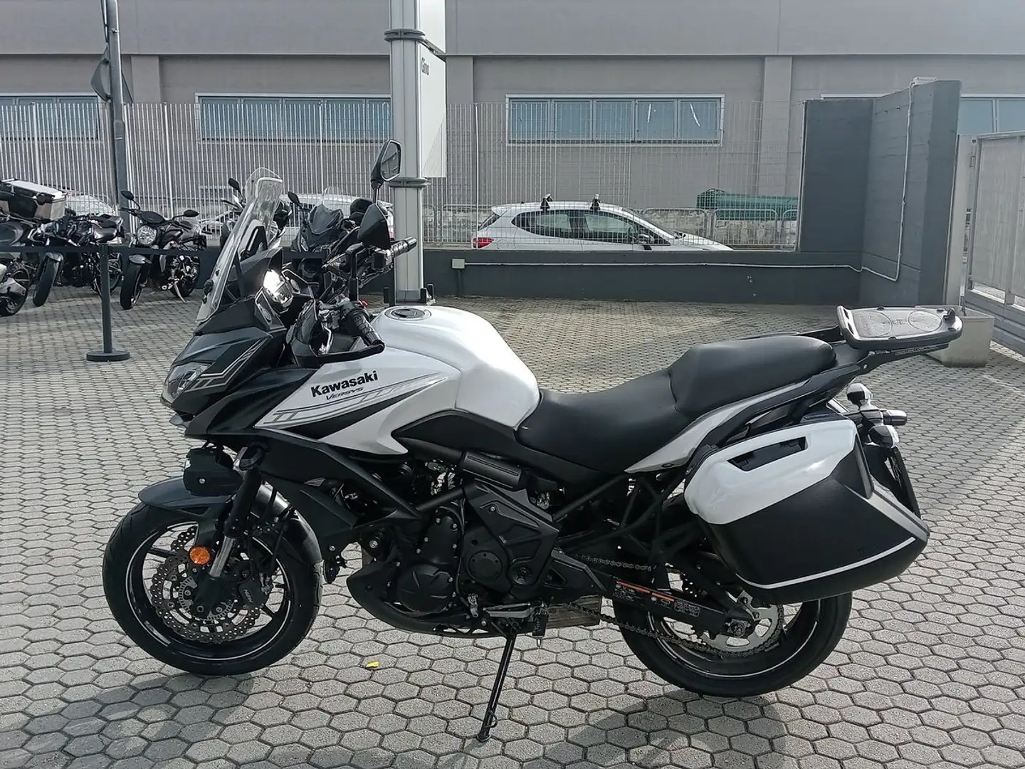 Kawasaki Versys 650 S.E. abs My17 Grijs - 1