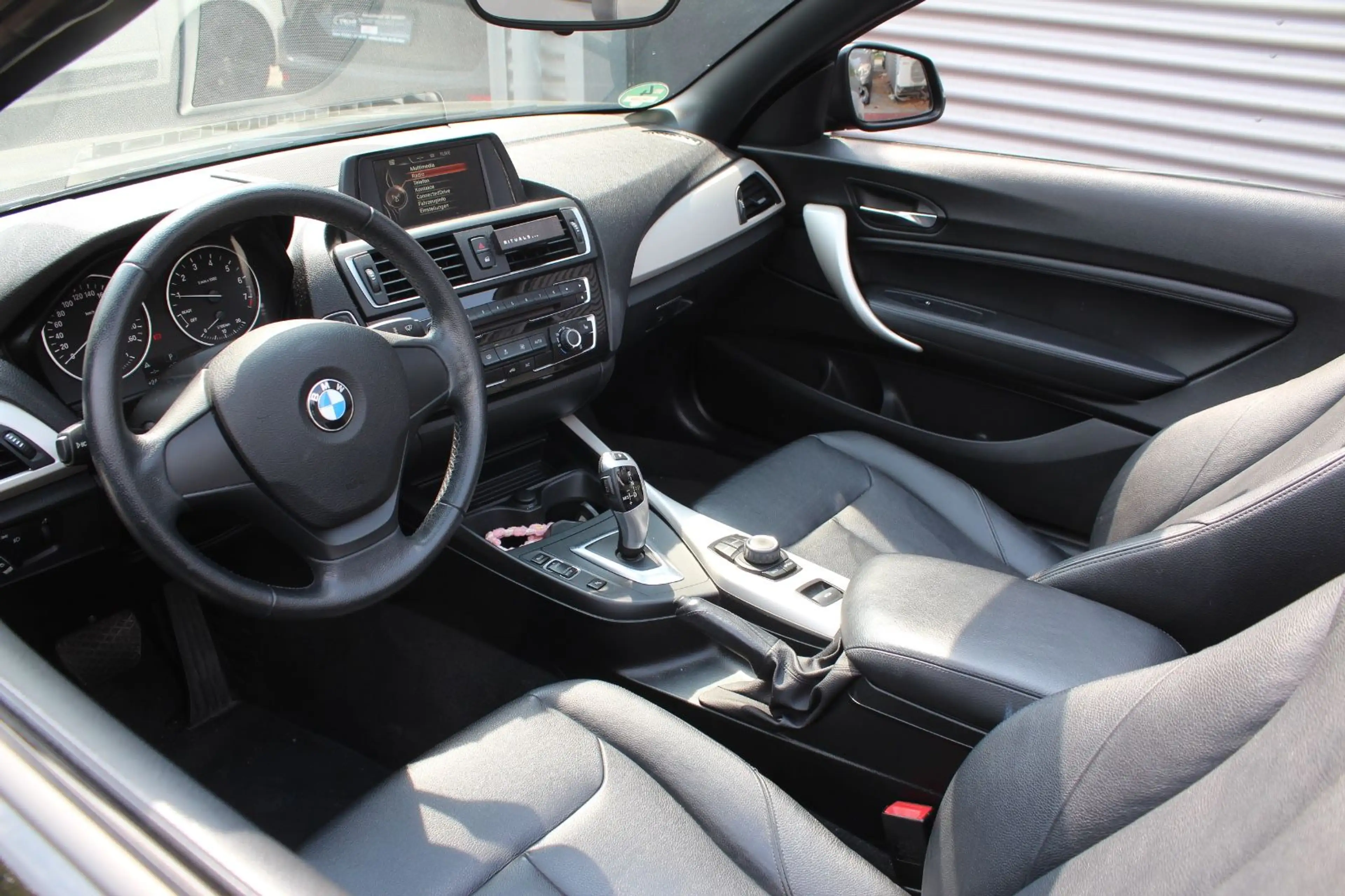 BMW 218 i CABRIO AUTOMATIK KLIMA LEDER 19.ZOLL 2.Hd — photo 11