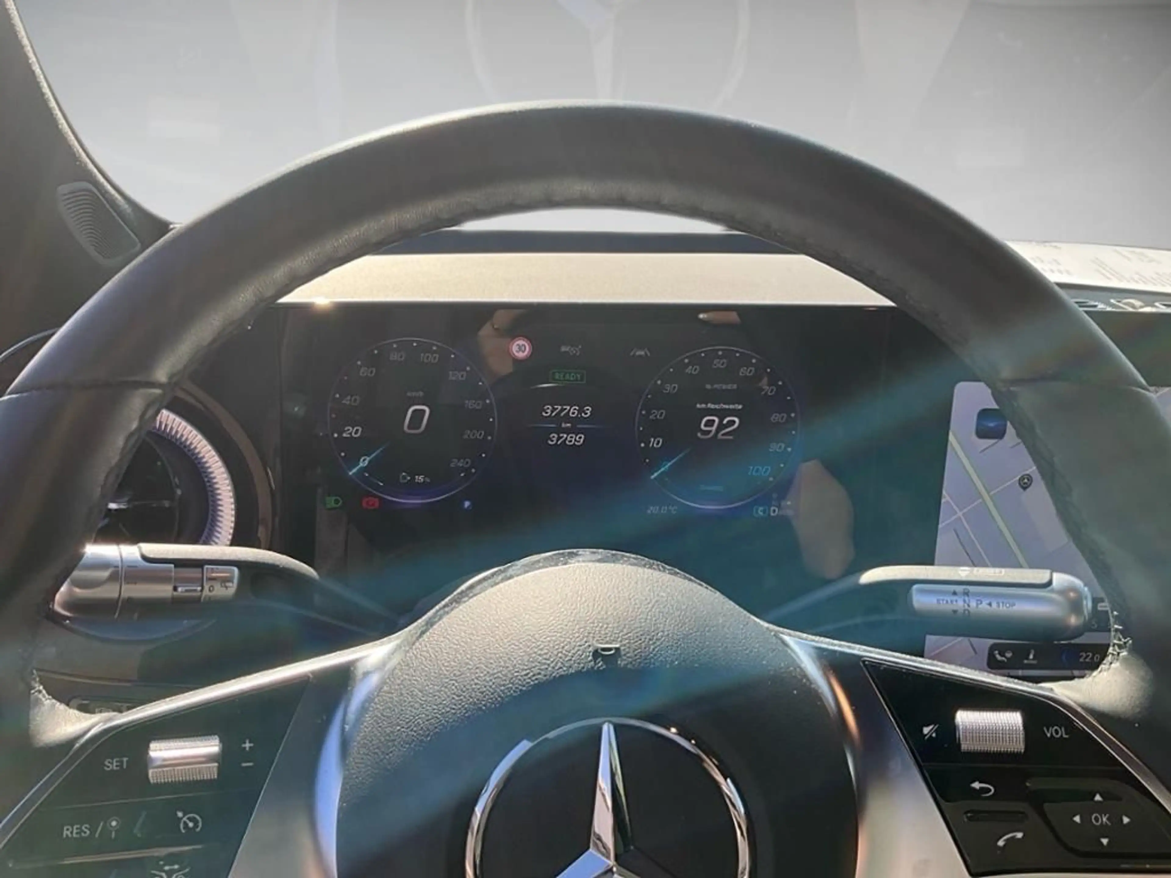 Mercedes-Benz GLB 250 + mit EQ Technologie Progressive AHK AUT — photo 12