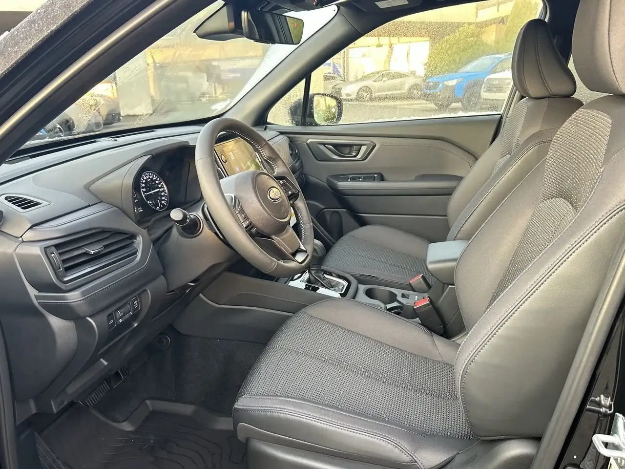 Subaru Forester снимка Subaru Forester