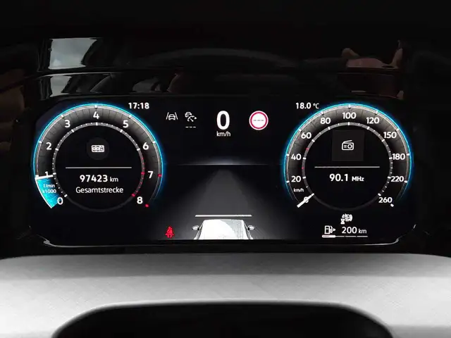 Volkswagen Golf view 11