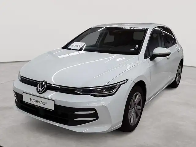 Volkswagen Golf view 2