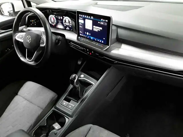 Volkswagen Golf view 9