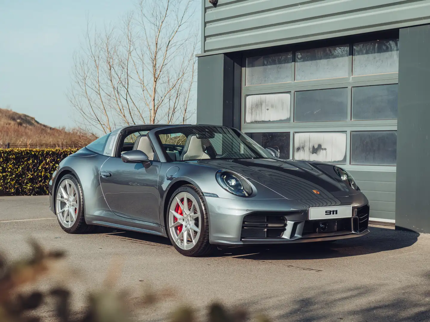 PORSCHE 911