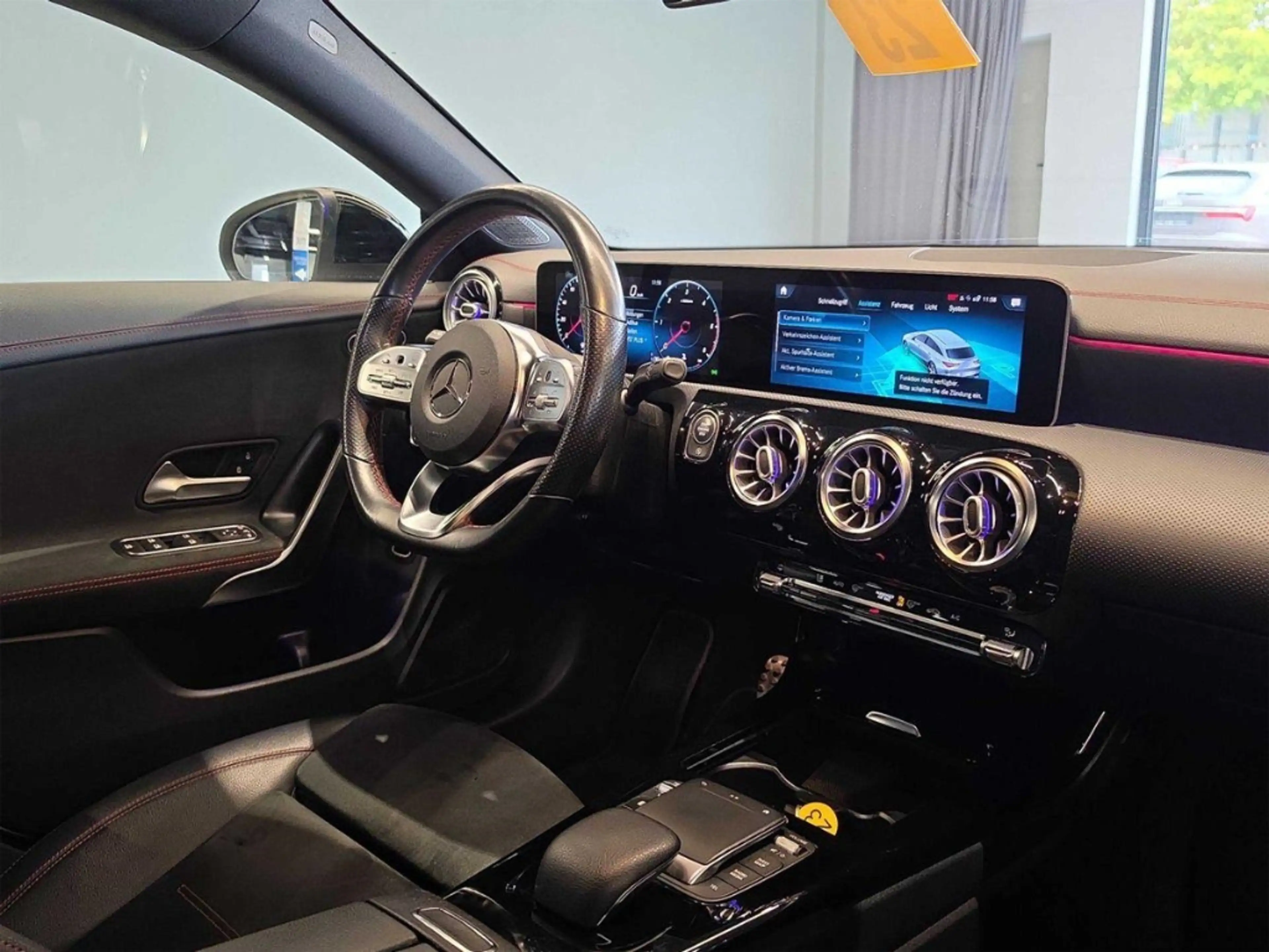 Mercedes-Benz CLA 220 d AMG Ambiente Night MULTIBEAM — photo 9