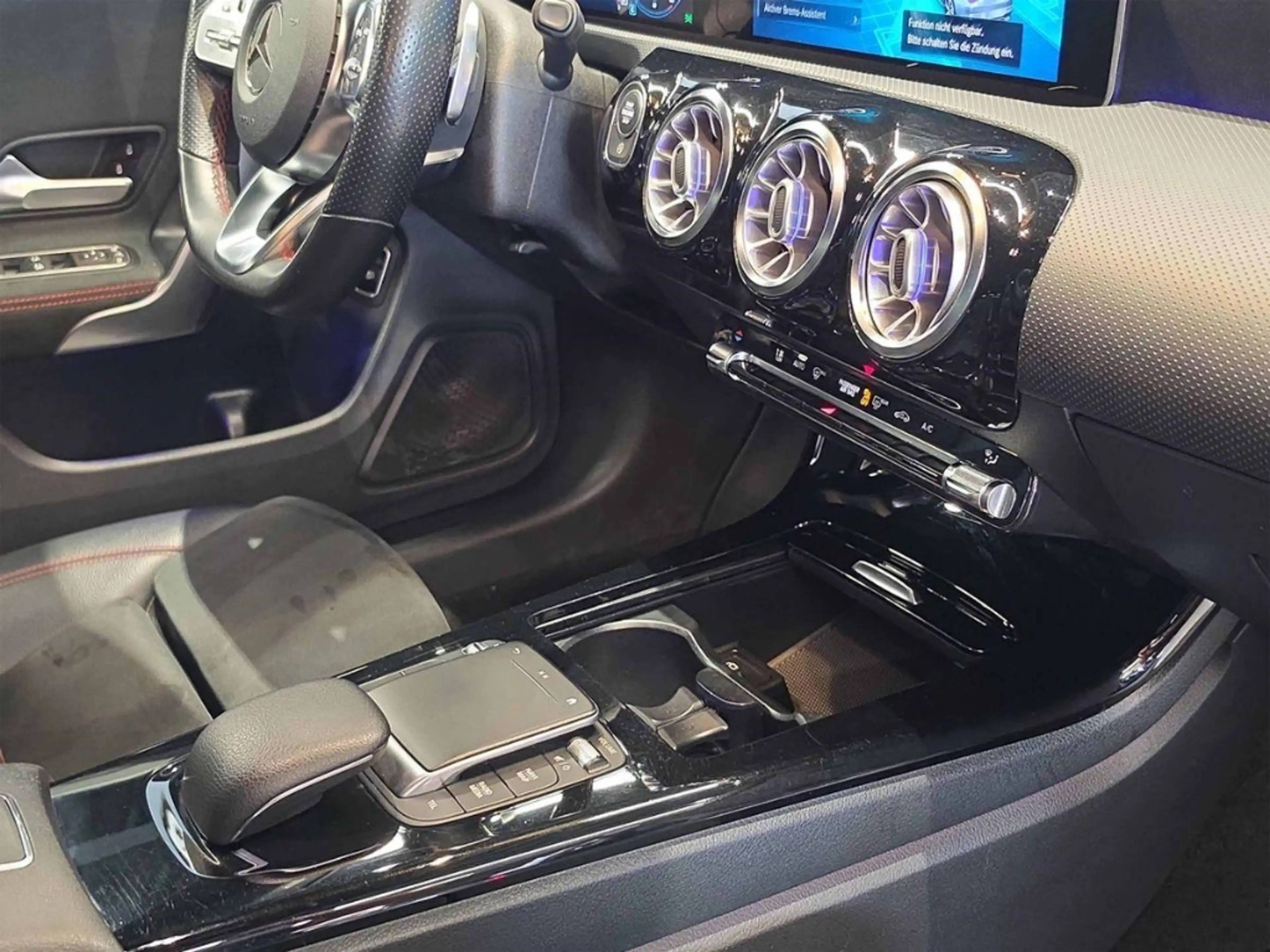Mercedes-Benz CLA 220 d AMG Ambiente Night MULTIBEAM — photo 22