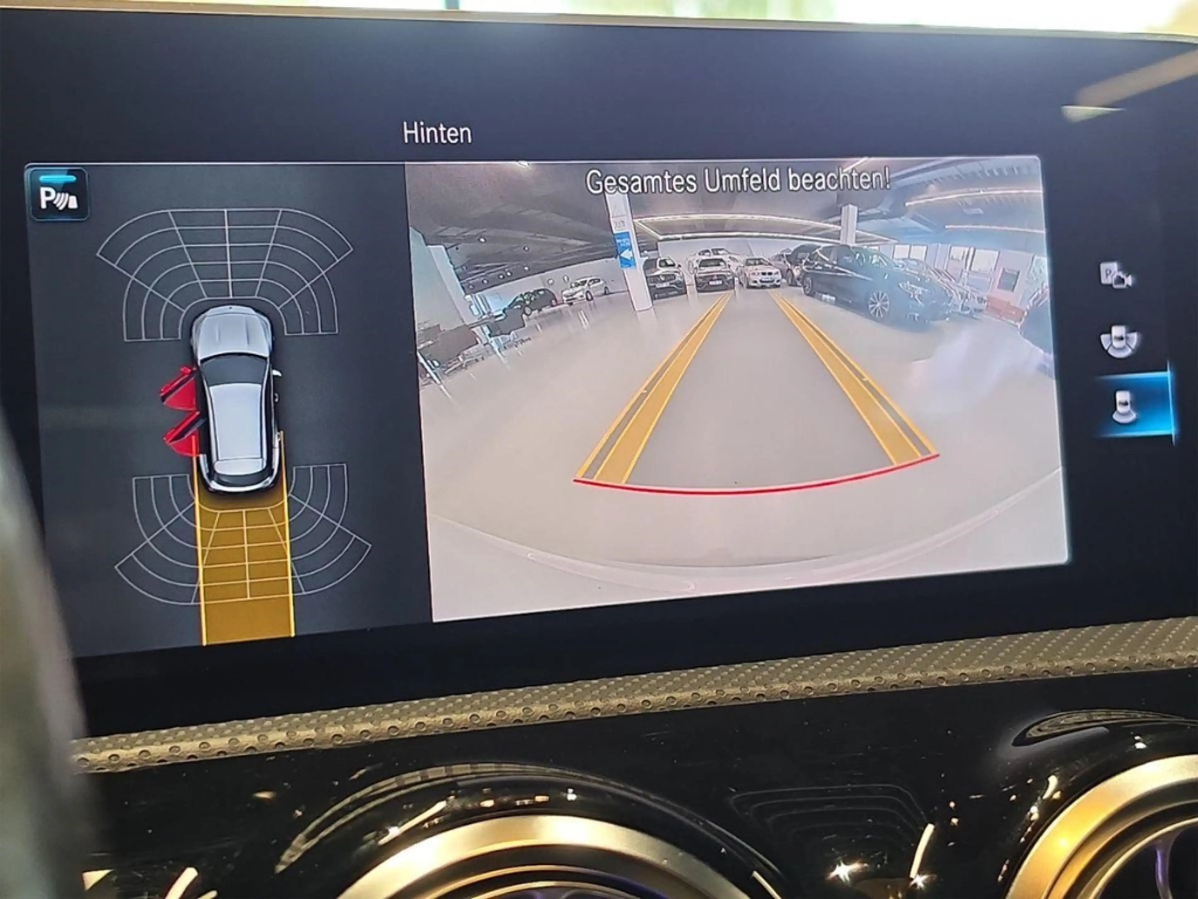 Mercedes-Benz CLA 220 d AMG Ambiente Night MULTIBEAM — photo 26