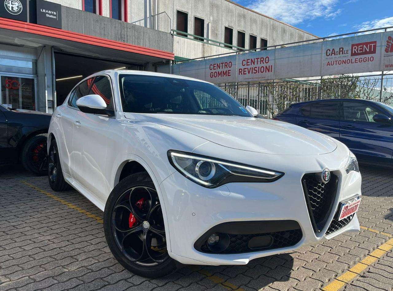 Alfa Romeo Stelvio 2.2 Turbodiesel 210 CV AT8 Q4 Executive