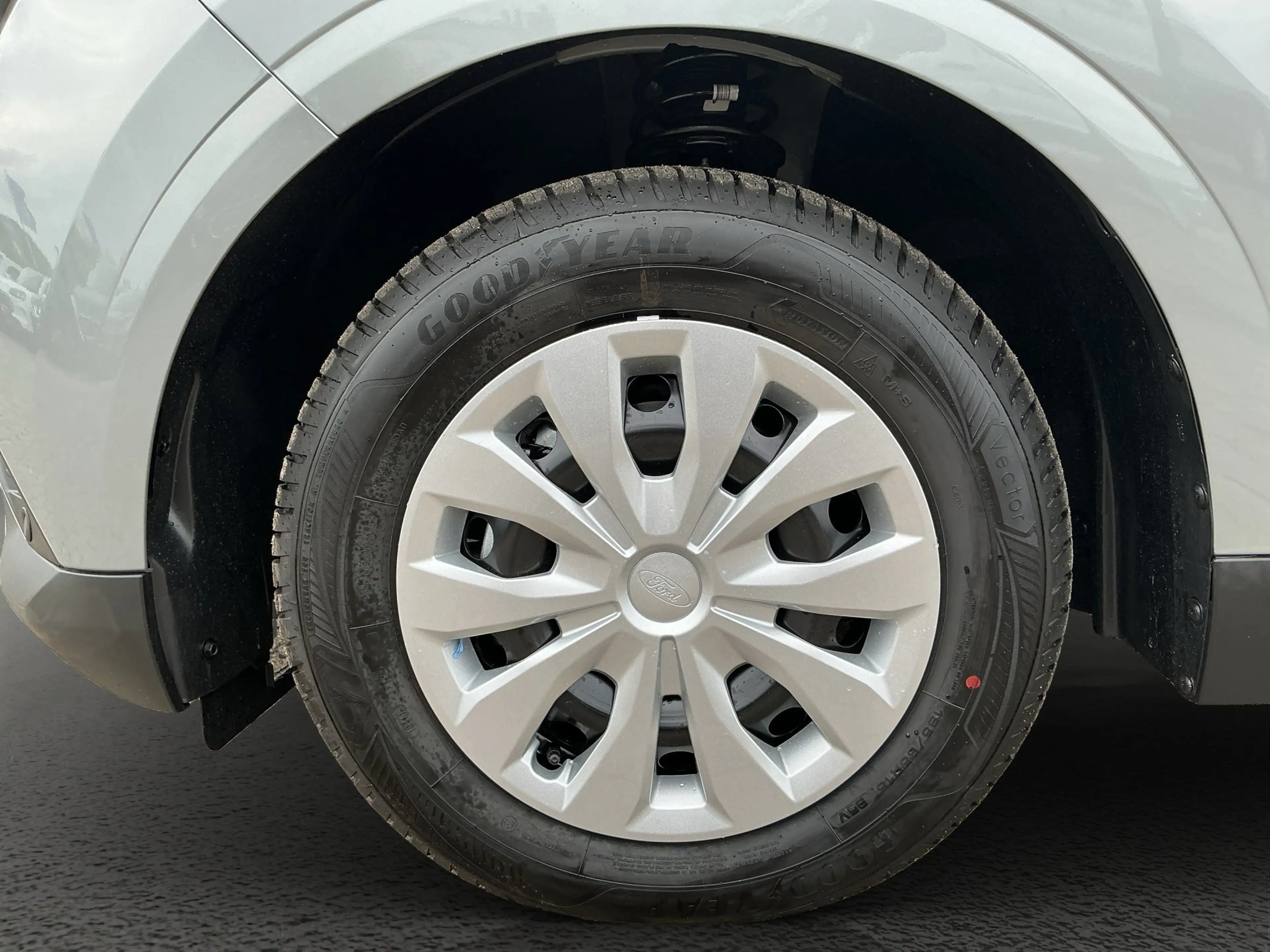 Ford Tourneo Courier 1.0 EcoBoost Trend (EURO 6e) — photo 9