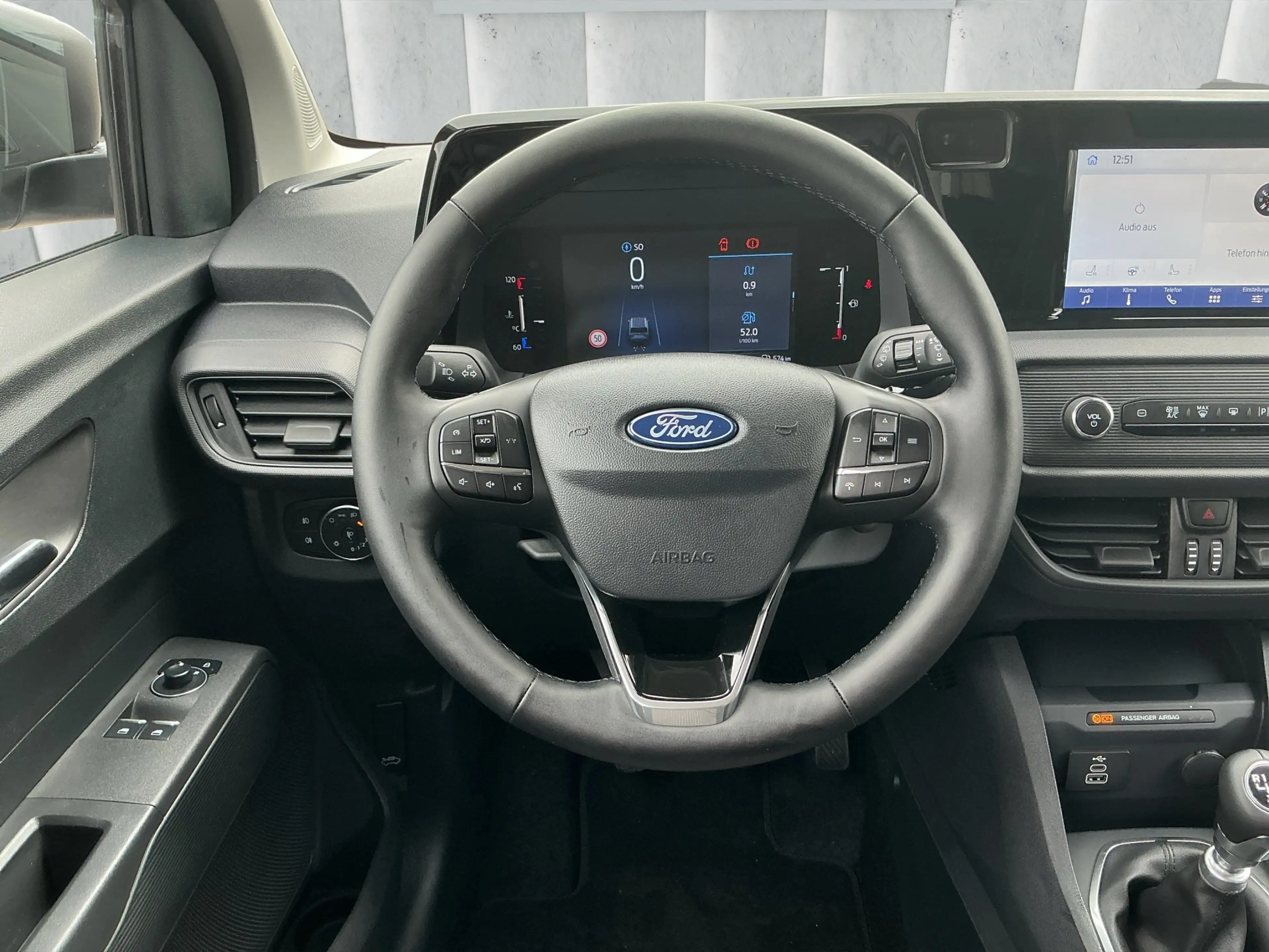 Ford Tourneo Courier 1.0 EcoBoost Trend (EURO 6e) — photo 13
