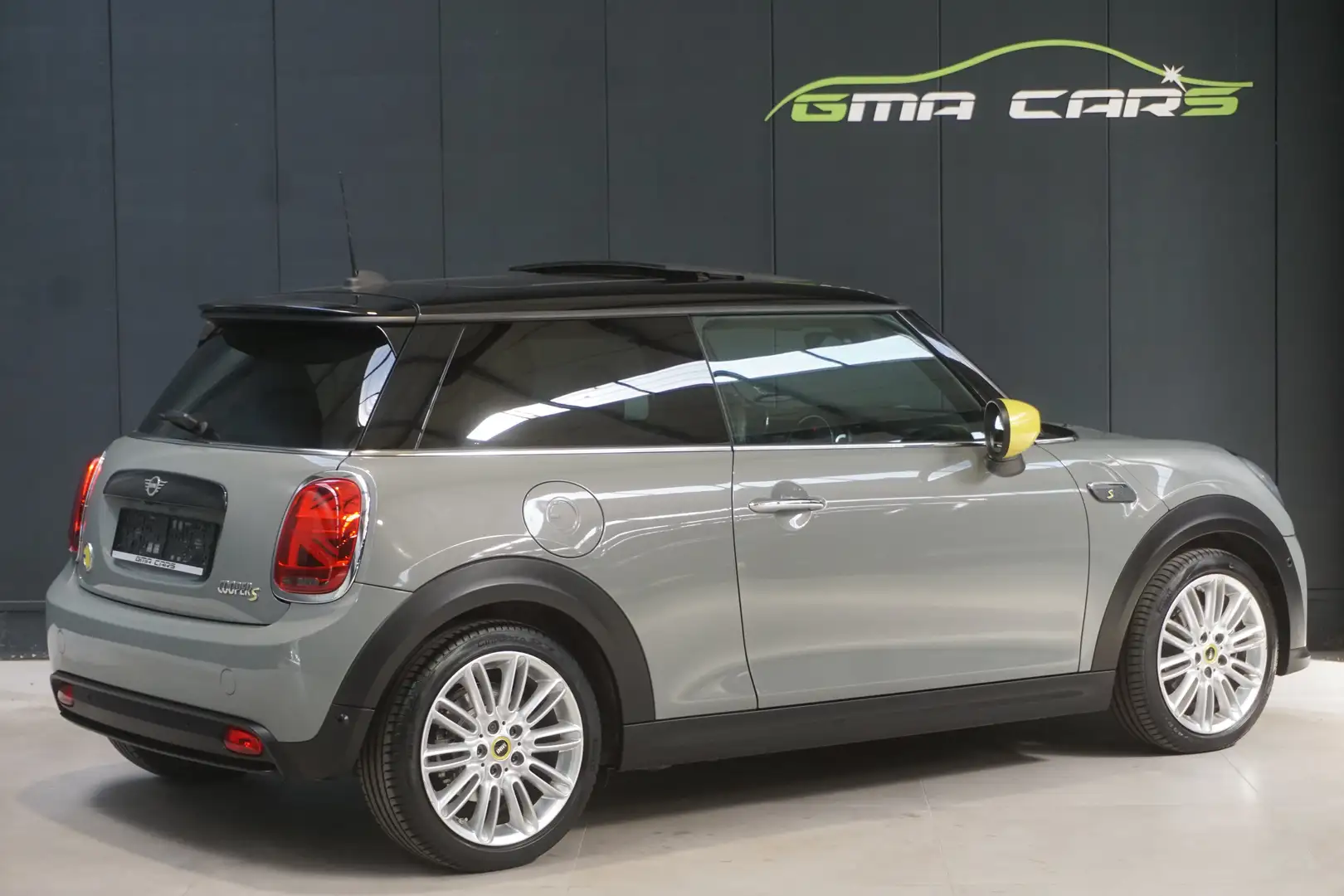 MINI Cooper S Mini Cooper S Aut. EV-Navi-Pano-Cam-Leder-Garantie Šedá - 2