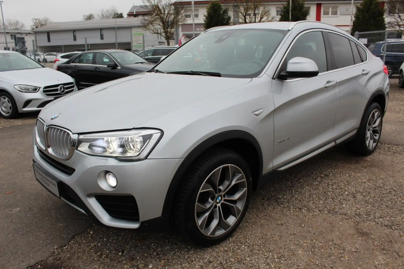 BMW X4 xDrive20i*Shadow-Line*X-Line*Head-Up*LED Silber - 1