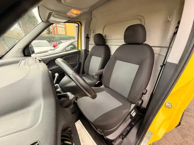 Fiat Doblo view 10