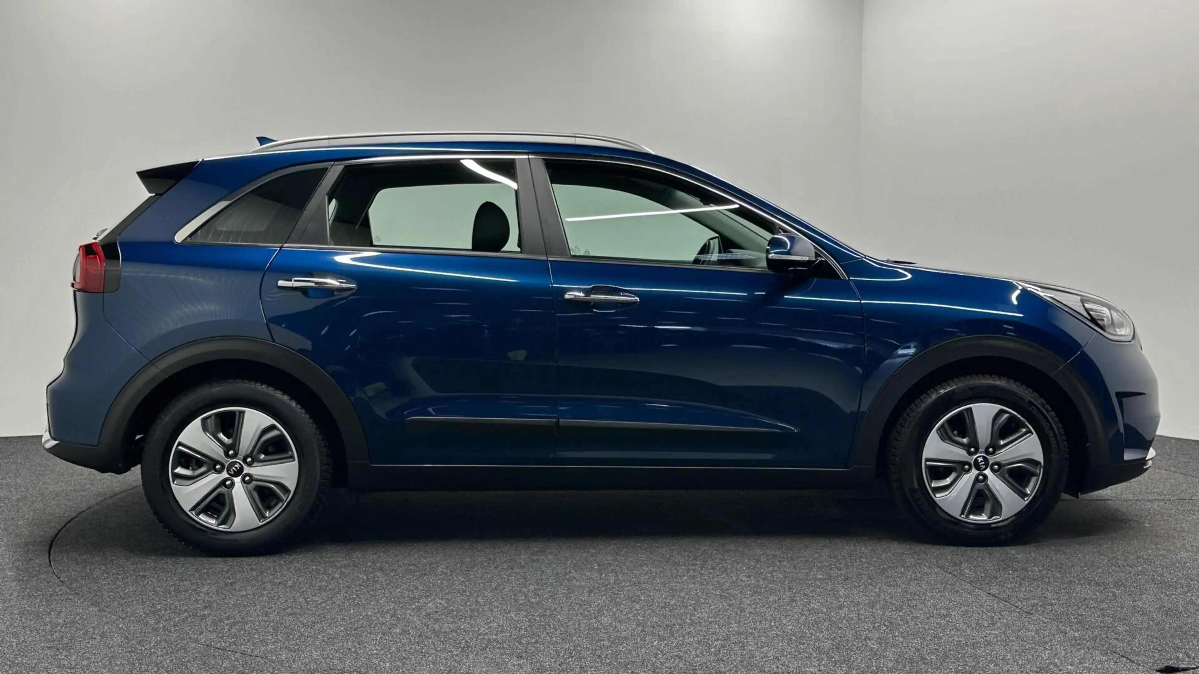 Kia Niro 1.6 GDi Hybrid ExecutiveLine CAMERA NAVI ECC TREKH — photo 9