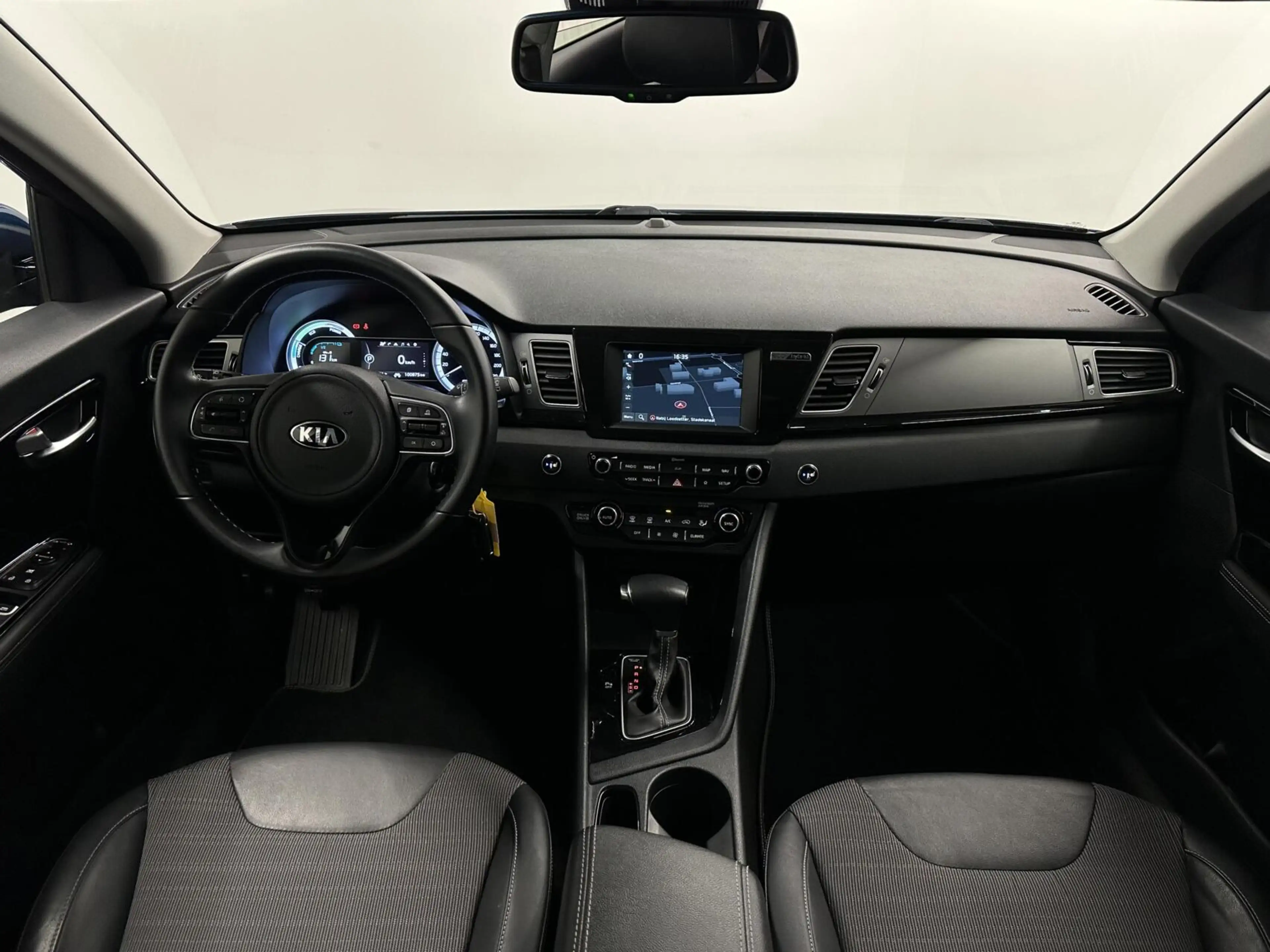 Kia Niro 1.6 GDi Hybrid ExecutiveLine CAMERA NAVI ECC TREKH — photo 2