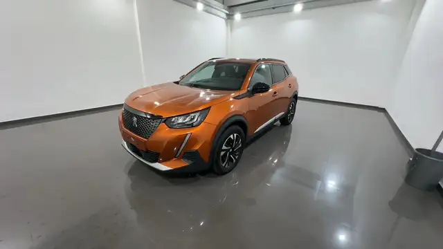 Peugeot 2008 view 2