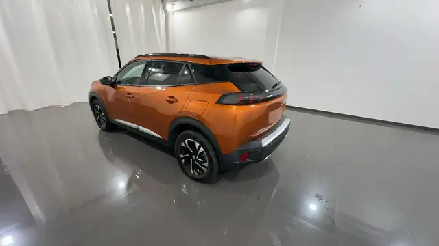 Peugeot 2008 view 3