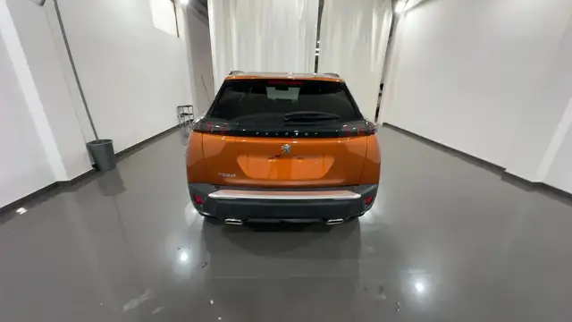 Peugeot 2008 view 5