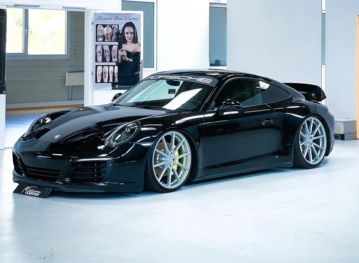Porsche 991 911 Carrera 4S Coupé PDK S Schwarz - 1