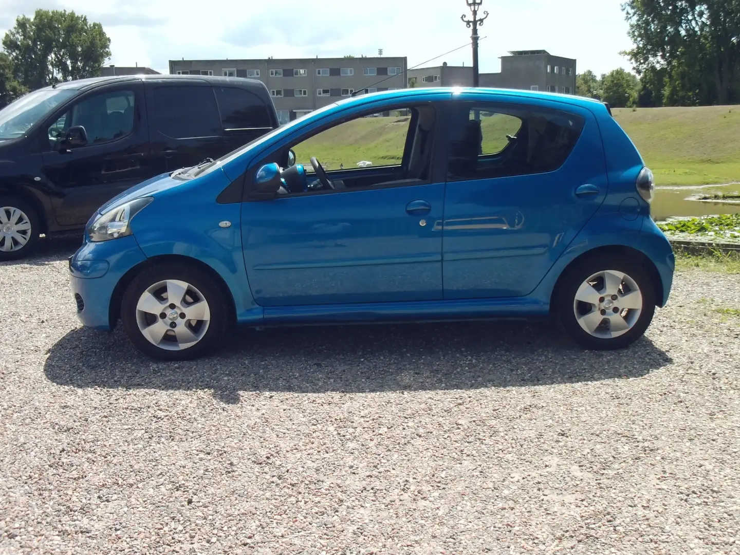 Toyota Aygo 1.0-12V Access Blauw - 2
