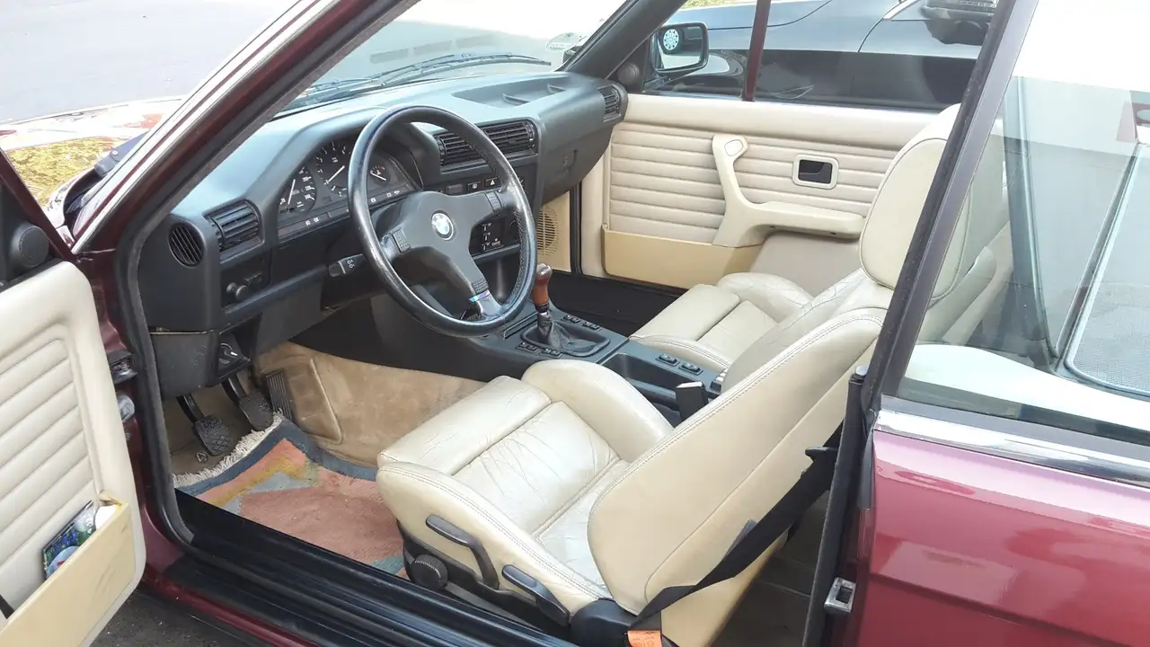 BMW 325i, foto 6