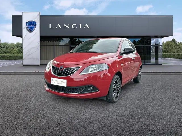 Lancia Ypsilon 1.0 FireFly 70cv Hybrid Platino