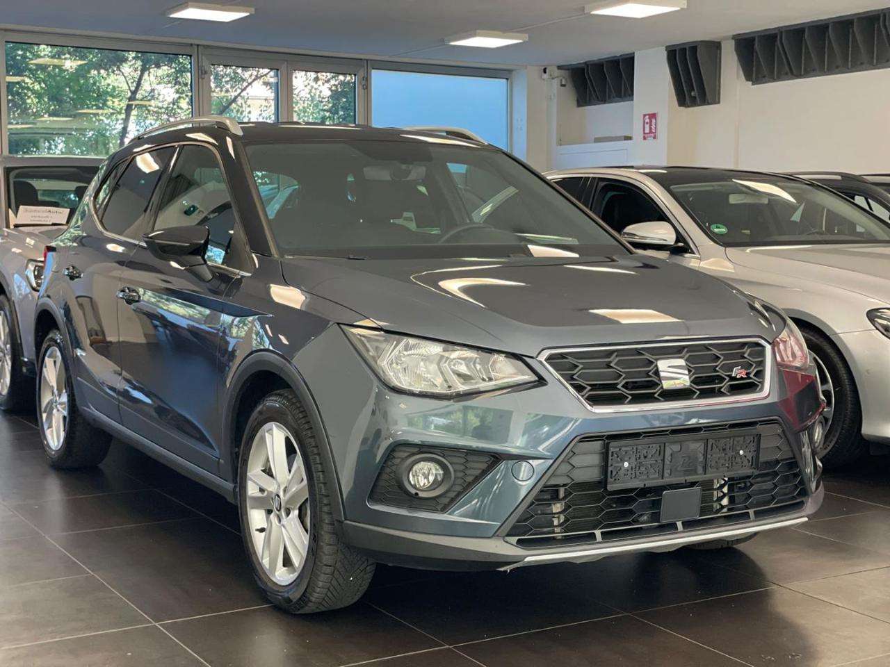 SEAT Arona 1.0 TGI FR