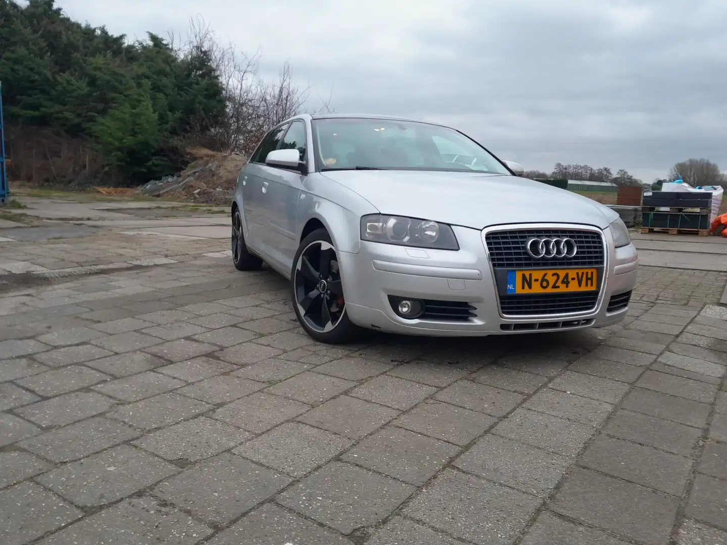 Audi A3 2.0 FSI Sportback tiptronic Ambiente - 1