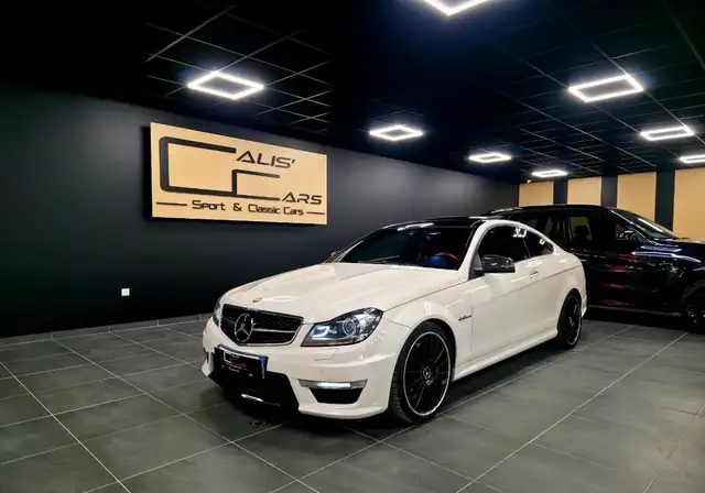 Mercedes-Benz C 63 AMG 63 AMG 6.3 V8 487CH Pack PERFORMANCE PLUS Speedshift MCT7 État EXCEPTIONNEL