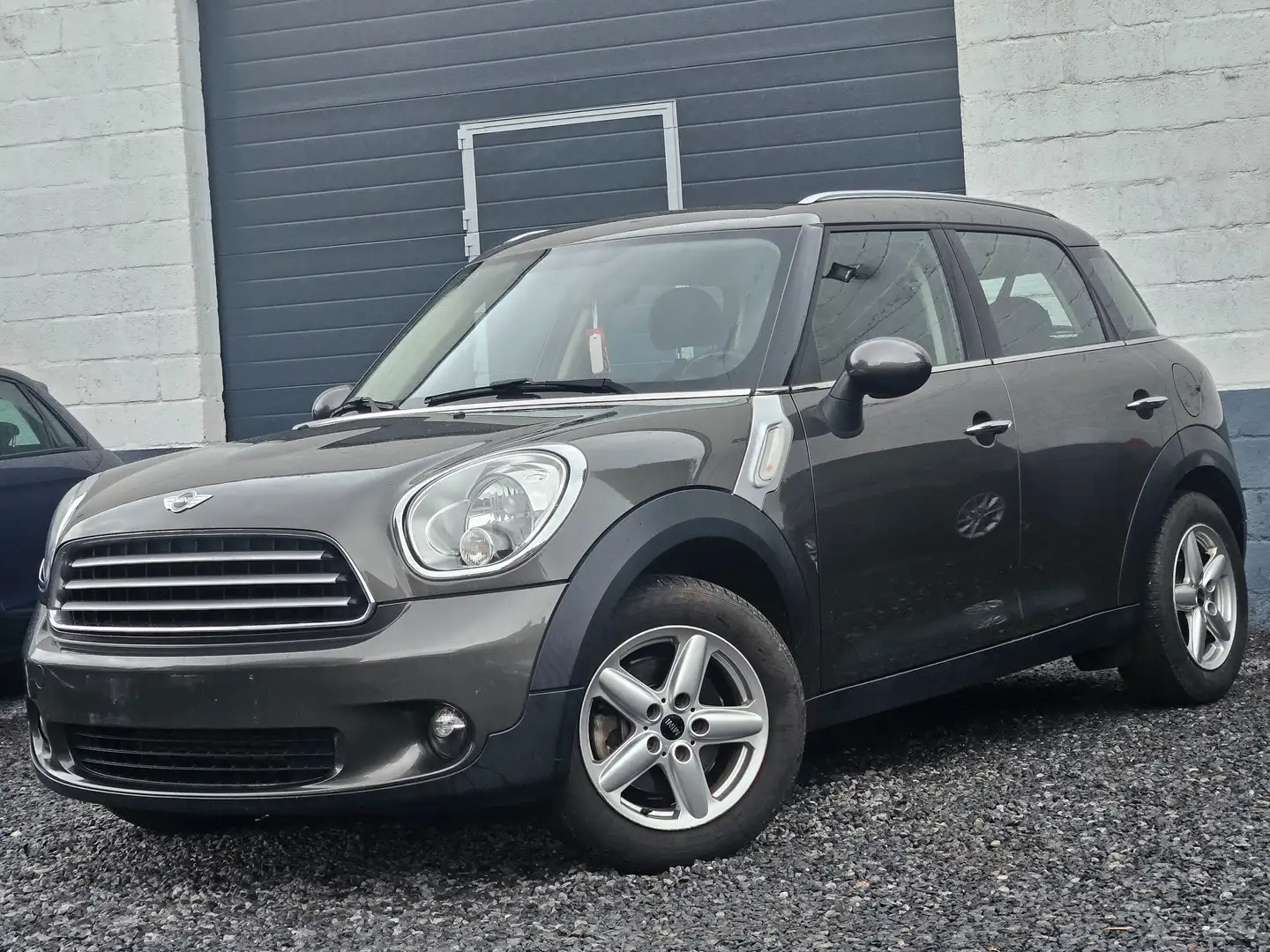 MINI Cooper D Countryman Toit ouvrant * Boite auto * Gris - 1