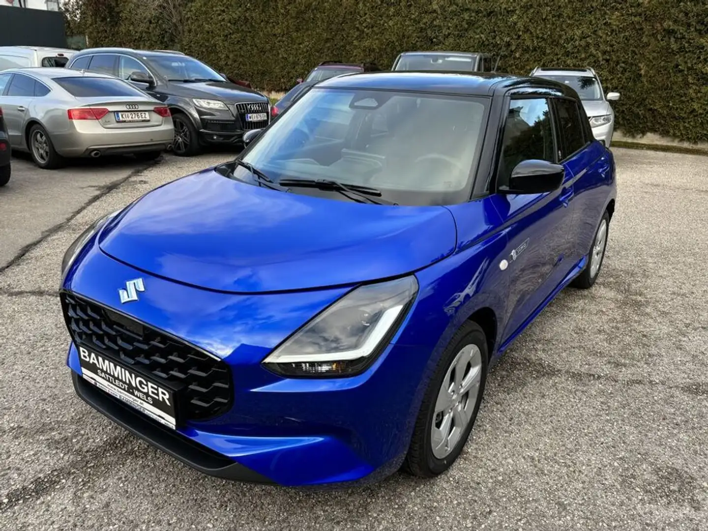 Suzuki Swift 1,2 Hybrid Shine *Snowfox*WINTERRÄDER inkl. Blauw - 1