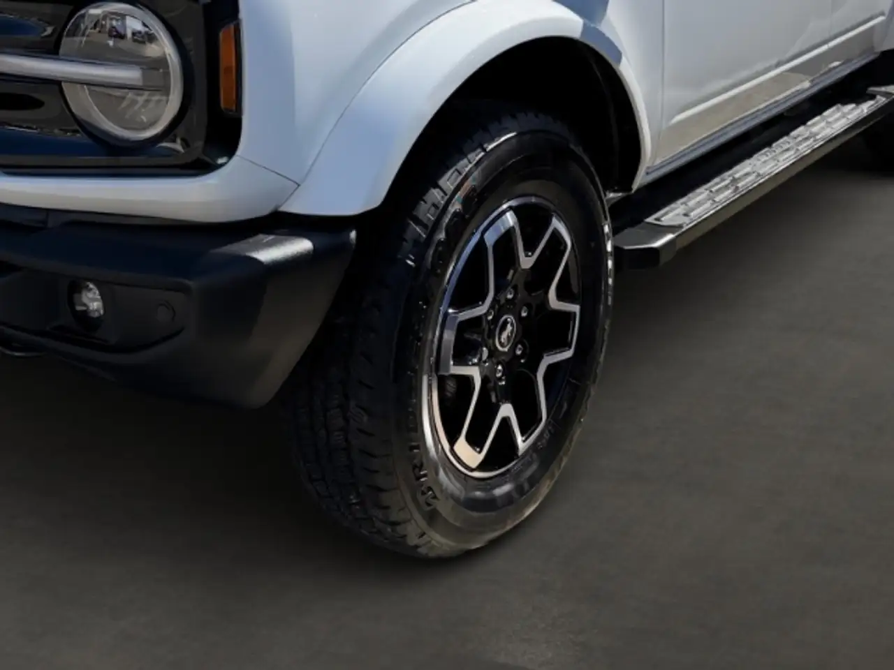 Ford Bronco 4x4 2.7 EcoBoost Outer Banks - neuwertig 6