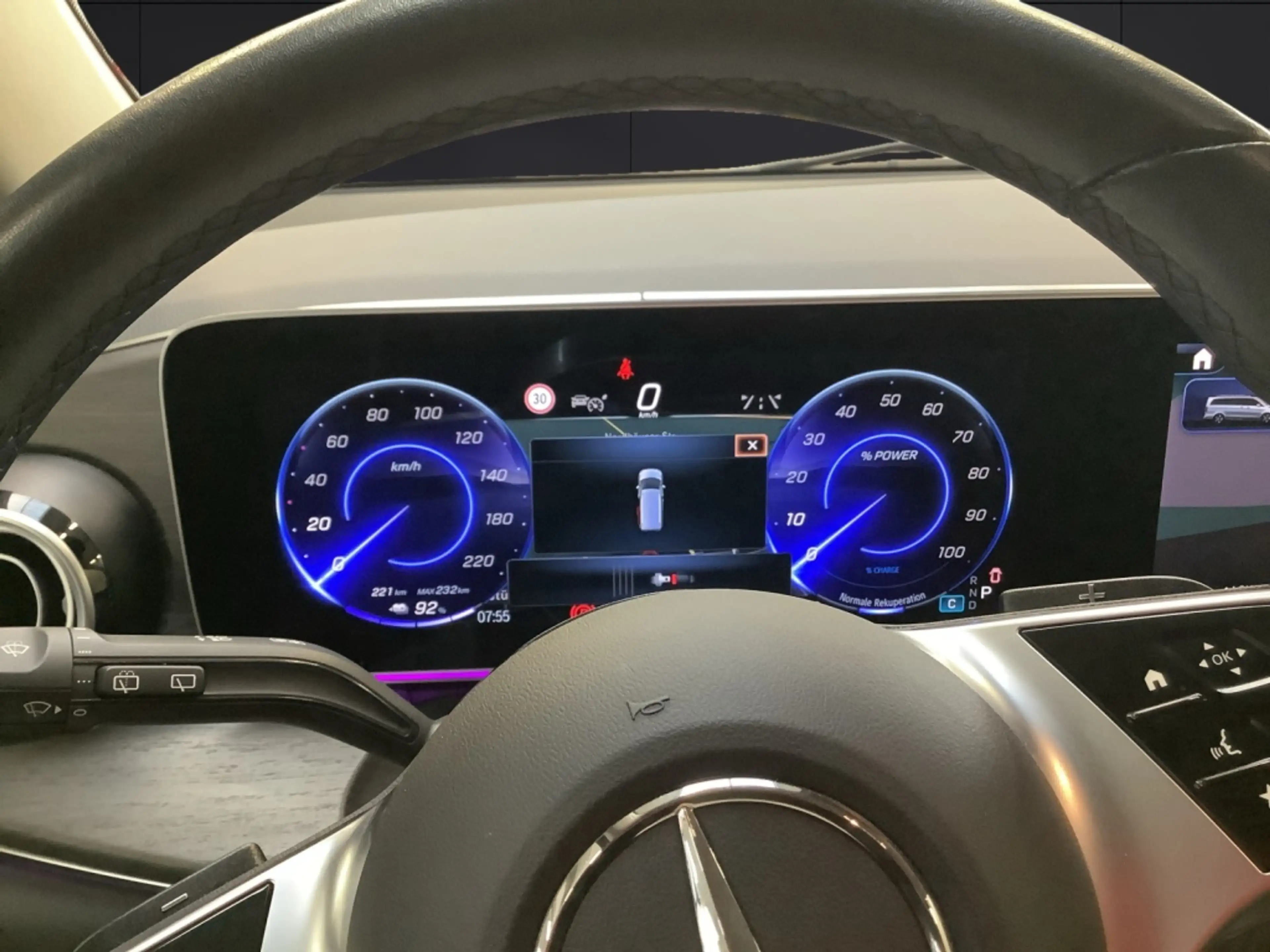 Mercedes-Benz EQV 250 Rückfahrkamera — photo 10