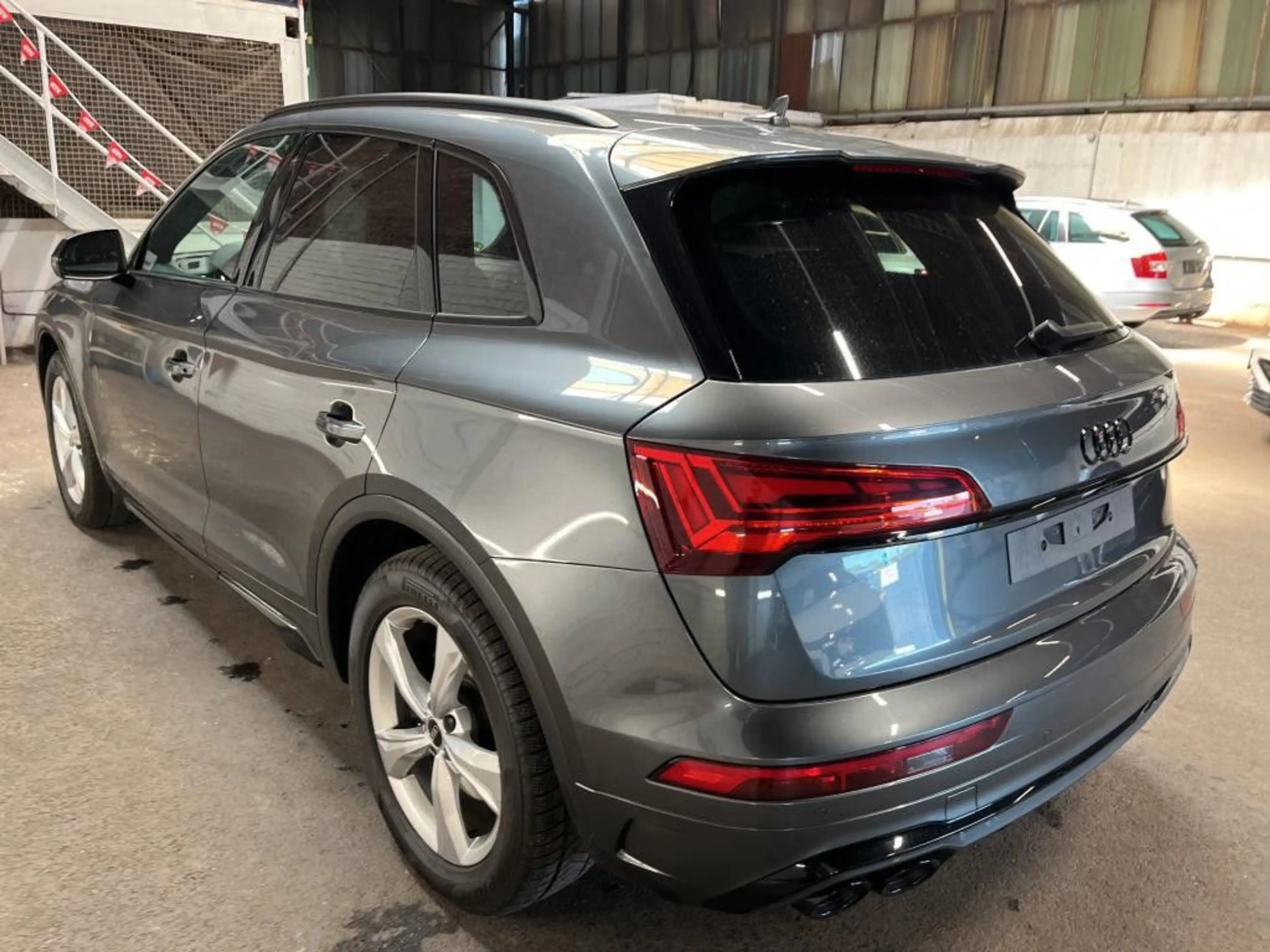 Audi SQ5 3.0 TDI, BLACKLINE, AHK, DAYTONAGRAU — photo 3