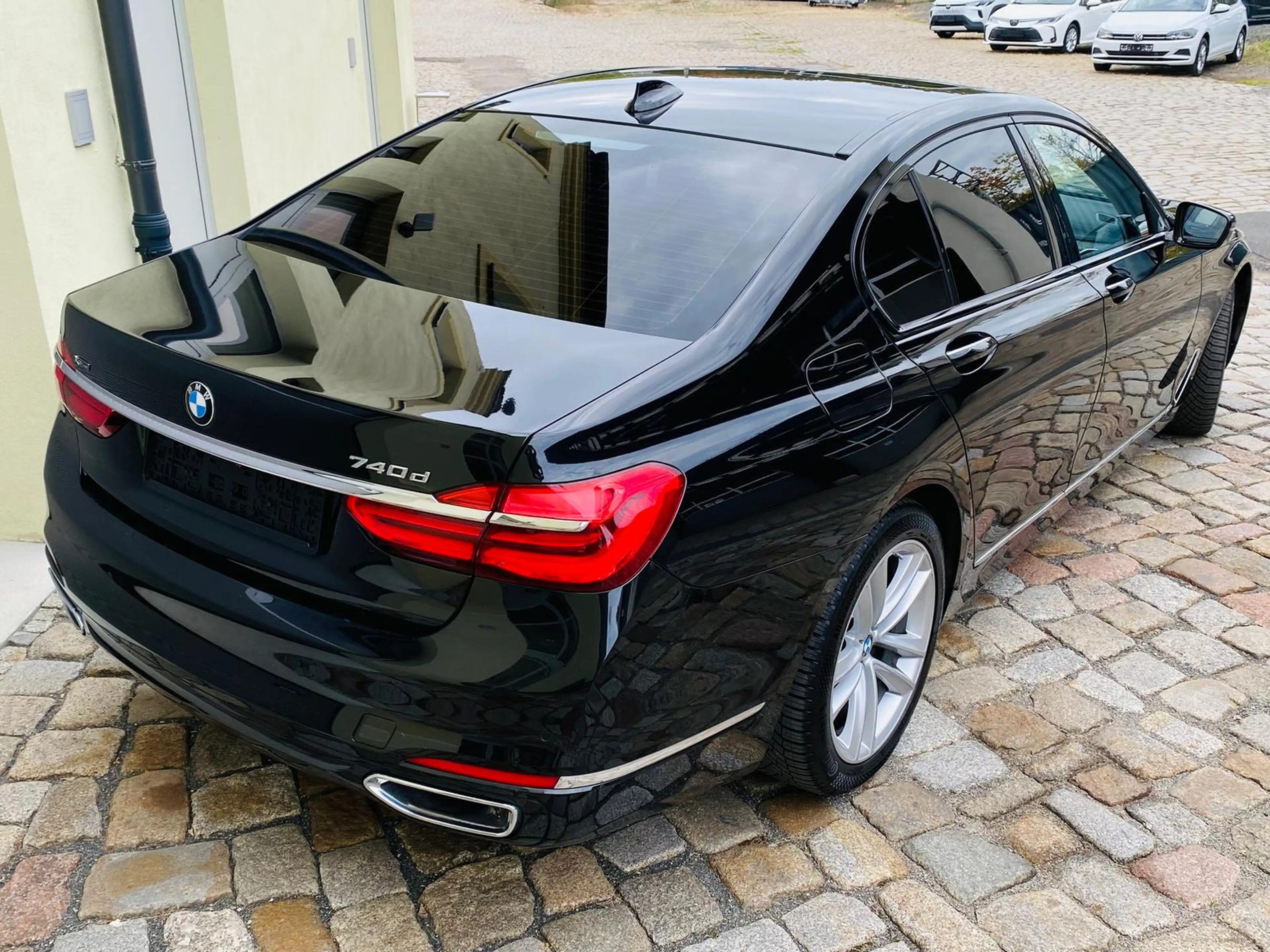 BMW 740 d xDrive Shadow-Line +CARPLAY+HUD+LASER+360°+ — photo 4