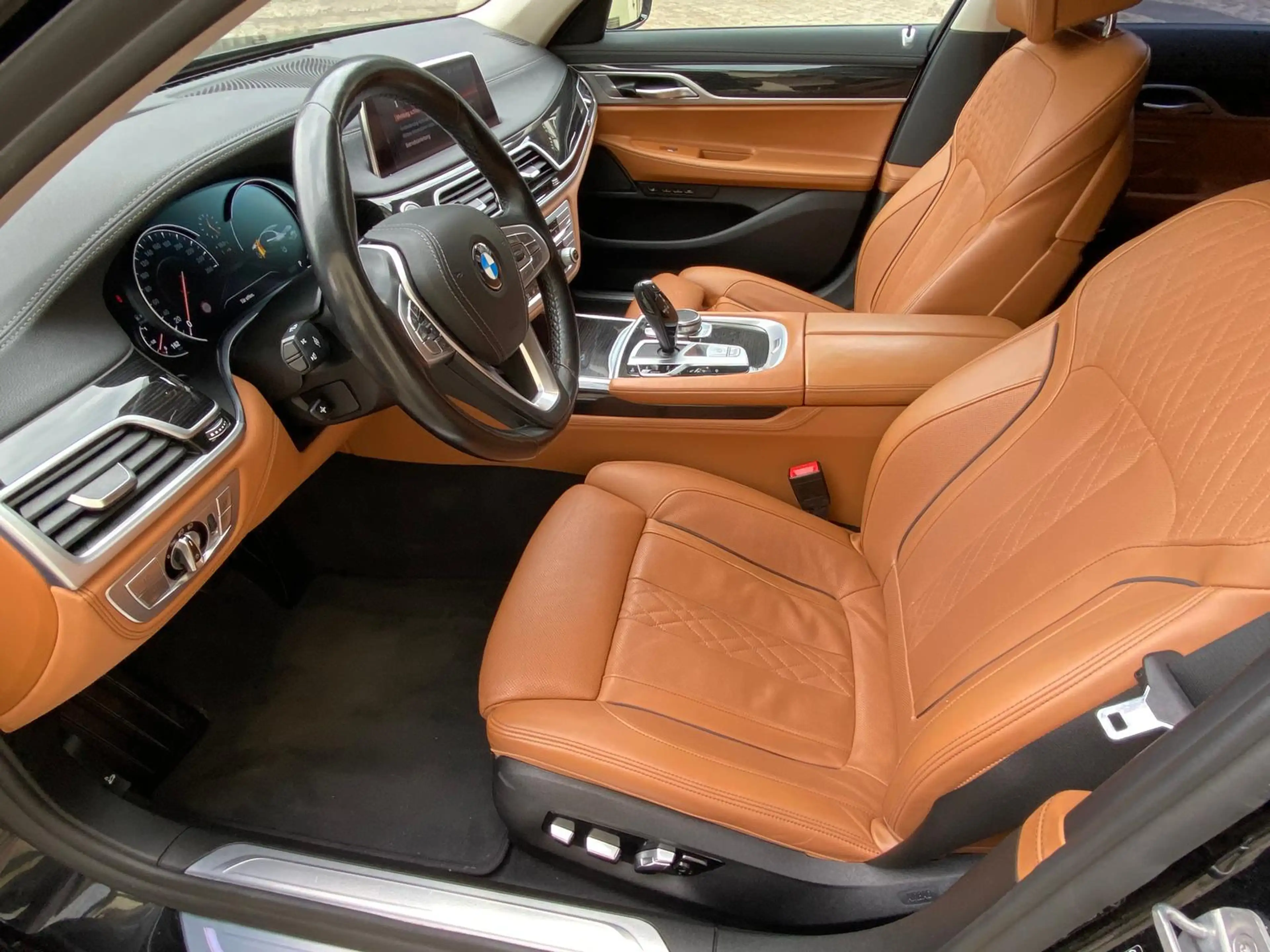 BMW 740 d xDrive Shadow-Line +CARPLAY+HUD+LASER+360°+ — photo 5