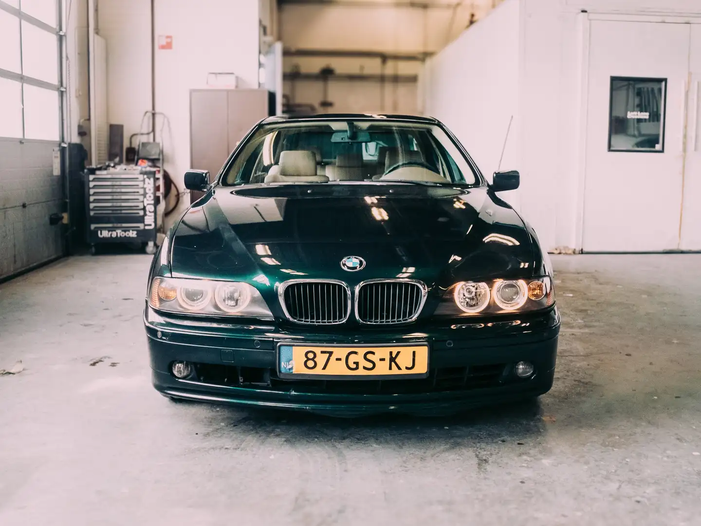 BMW 525 525i Vert - 2