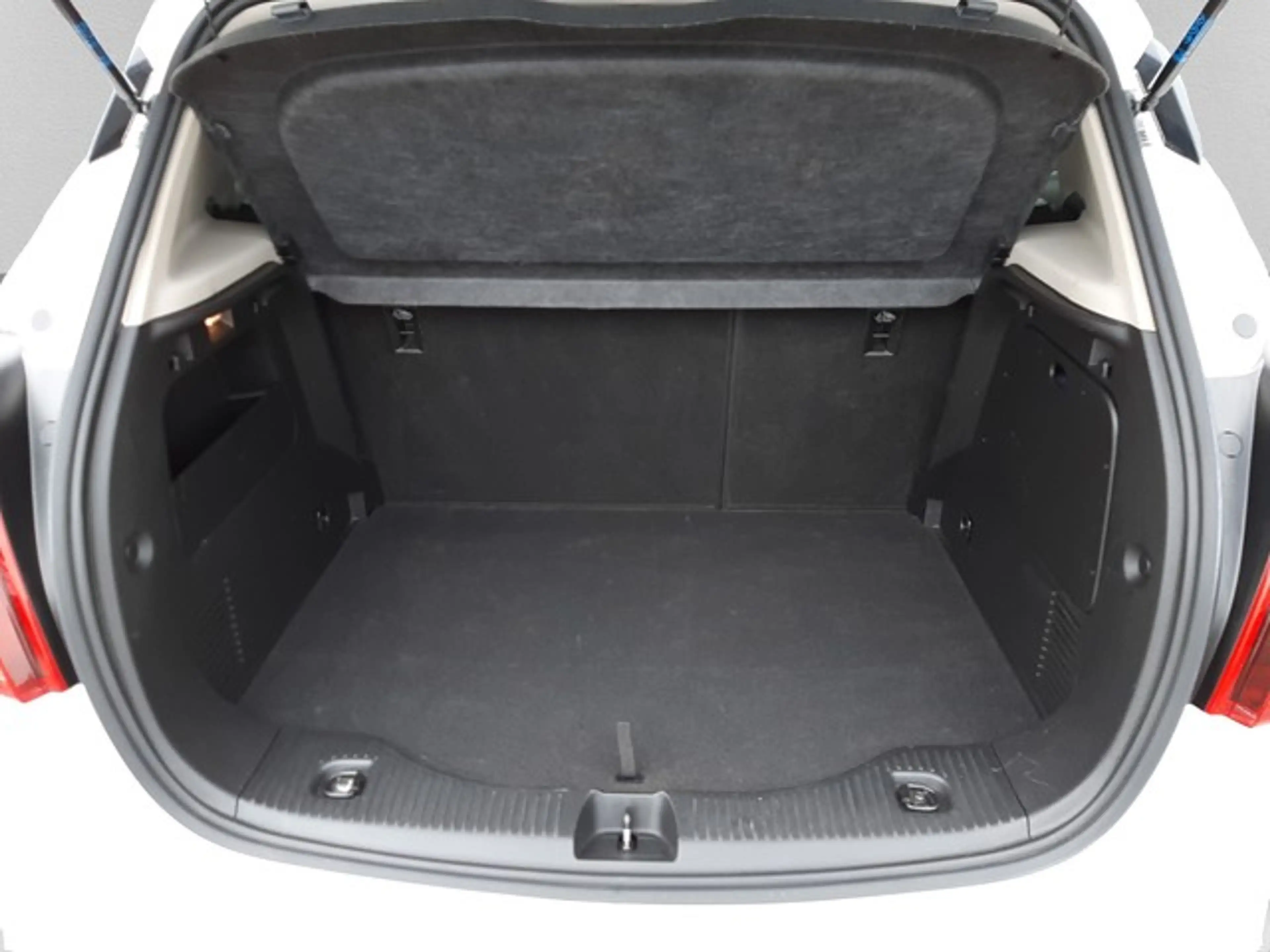 Opel Mokka X Allrad Innovation 1.4 Turbo AHK Navi PDC SHZ — photo 14