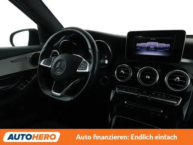 Mercedes-Benz GLC view 13