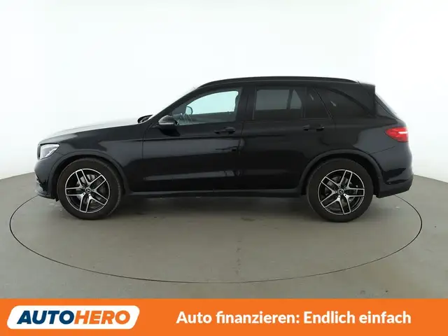 Mercedes-Benz GLC view 3