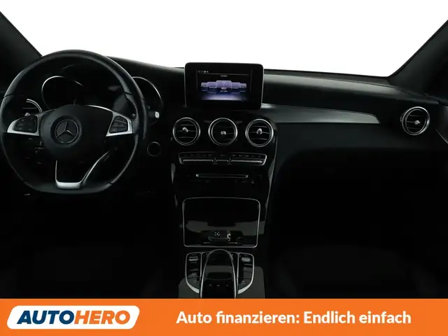 Mercedes-Benz GLC view 12